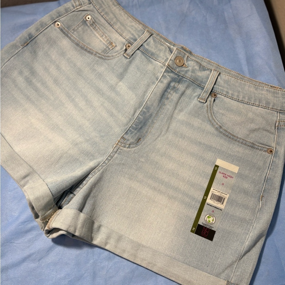 Blue Jean Shorts Light Wash Cuffed Hem super high rise mom - Picture 9 of 15